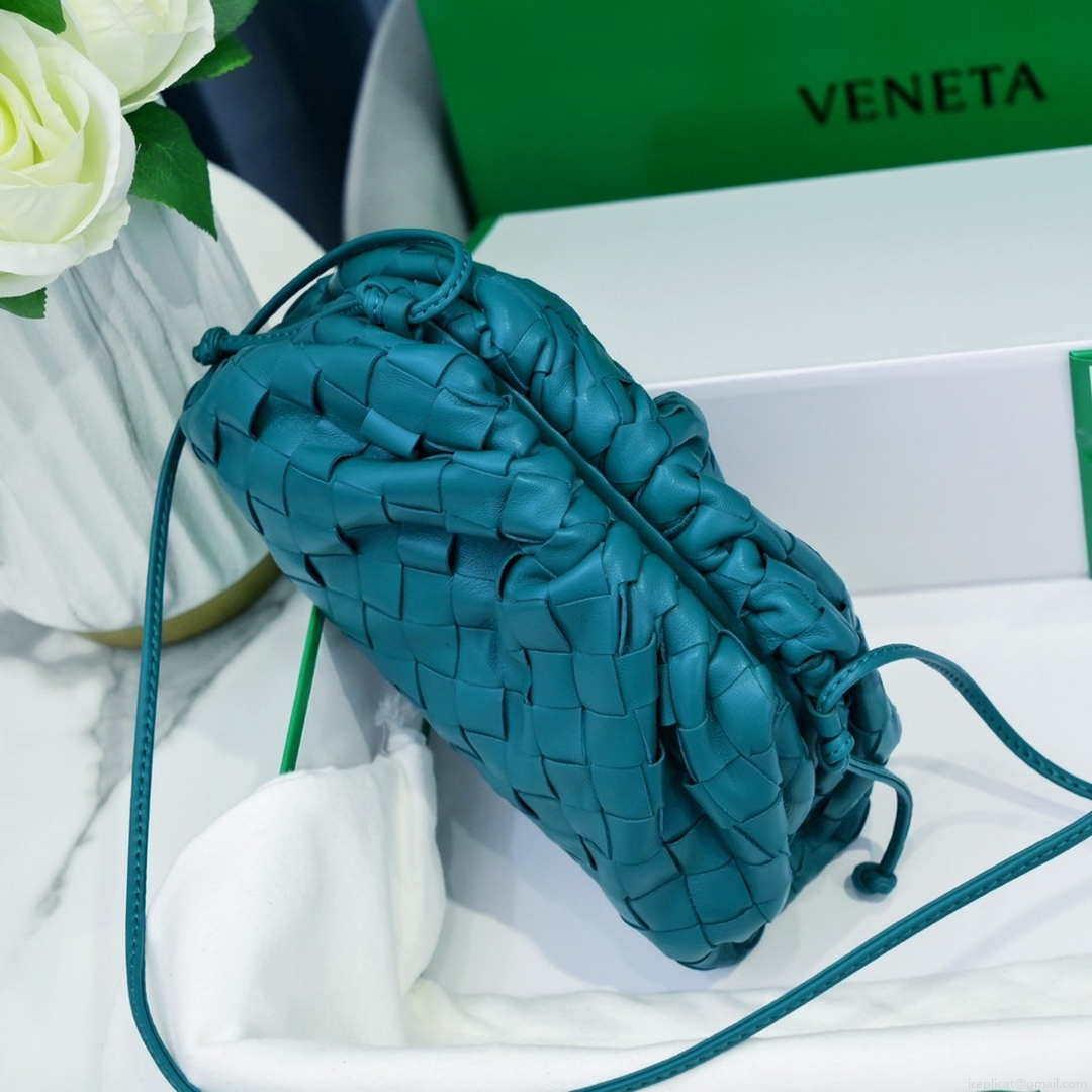 BV 585852 Bottega Veneta Mini Pouch intrecciato leather clutch with strap sapphire
