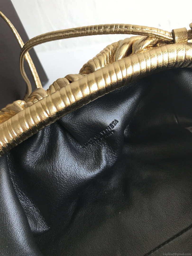 BV 585852 Bottega Veneta Mini Pouch Lambskin leather clutch with strap metallic Gold