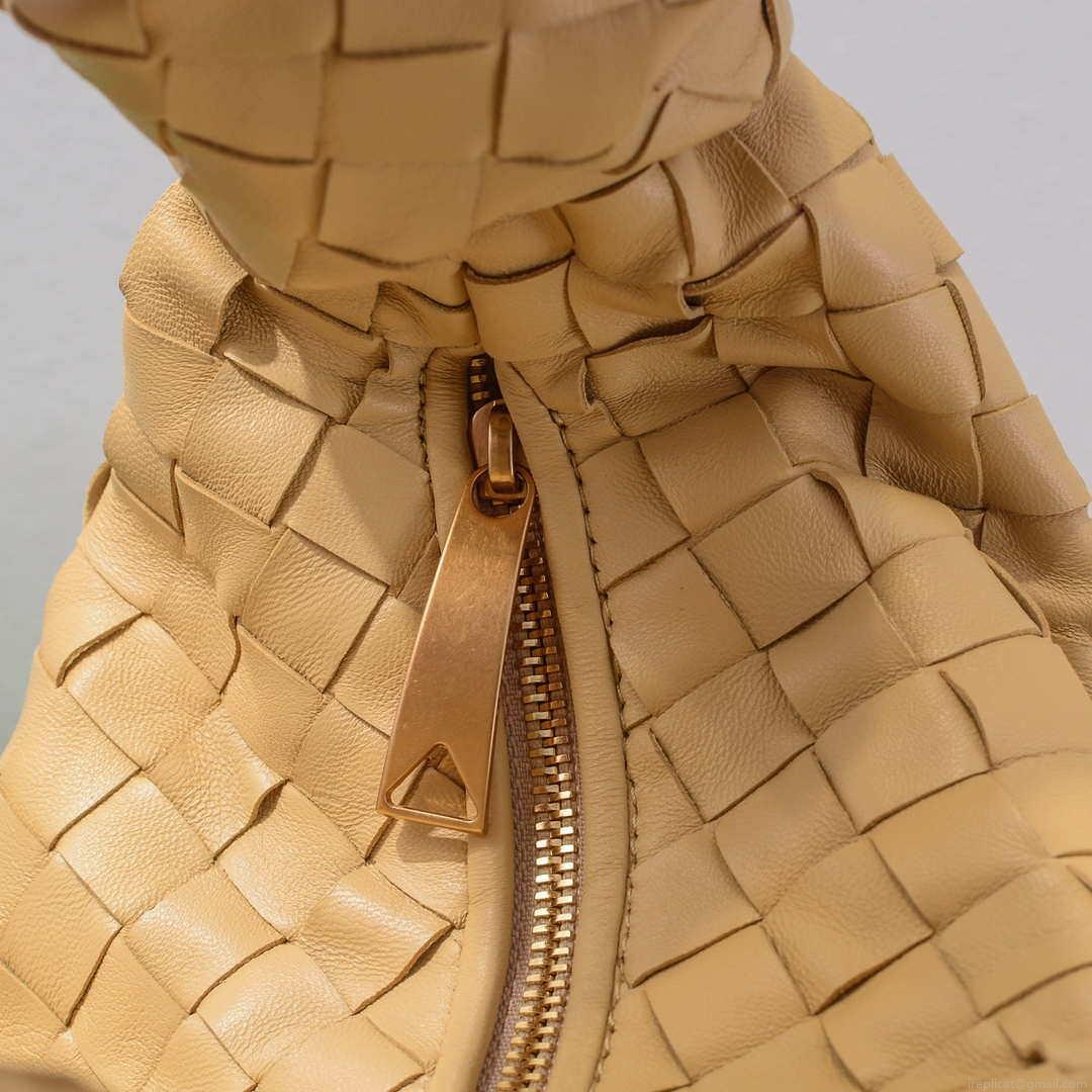 Bottega Veneta BV 690225 Teen Jodie intrecciato leather shoulder bag Apricot