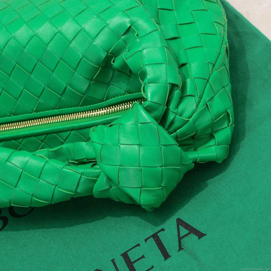 Bottega Veneta BV 690225 Teen Jodie intrecciato leather shoulder bag Green