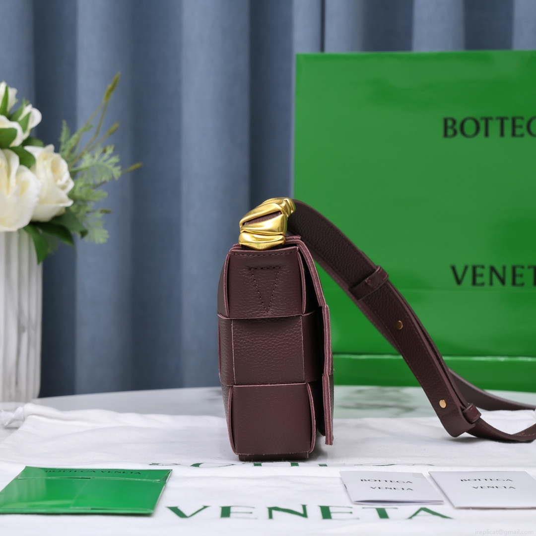 Bottega Veneta BV 666870 Cassette Intreccio grained leather cross-body bag Wine Red