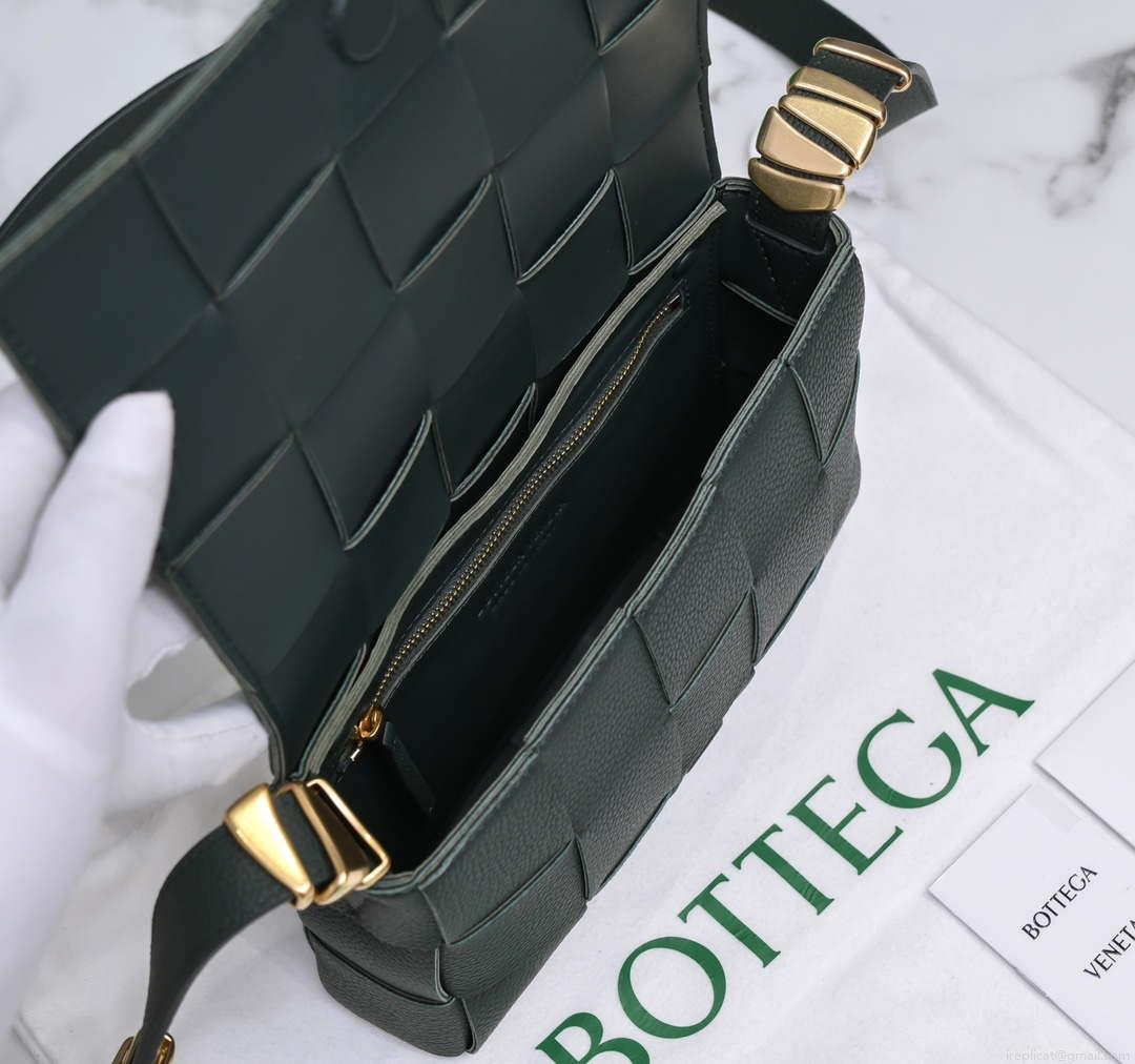 Bottega Veneta BV 666870 Cassette Intreccio grained leather cross-body bag Dark Green