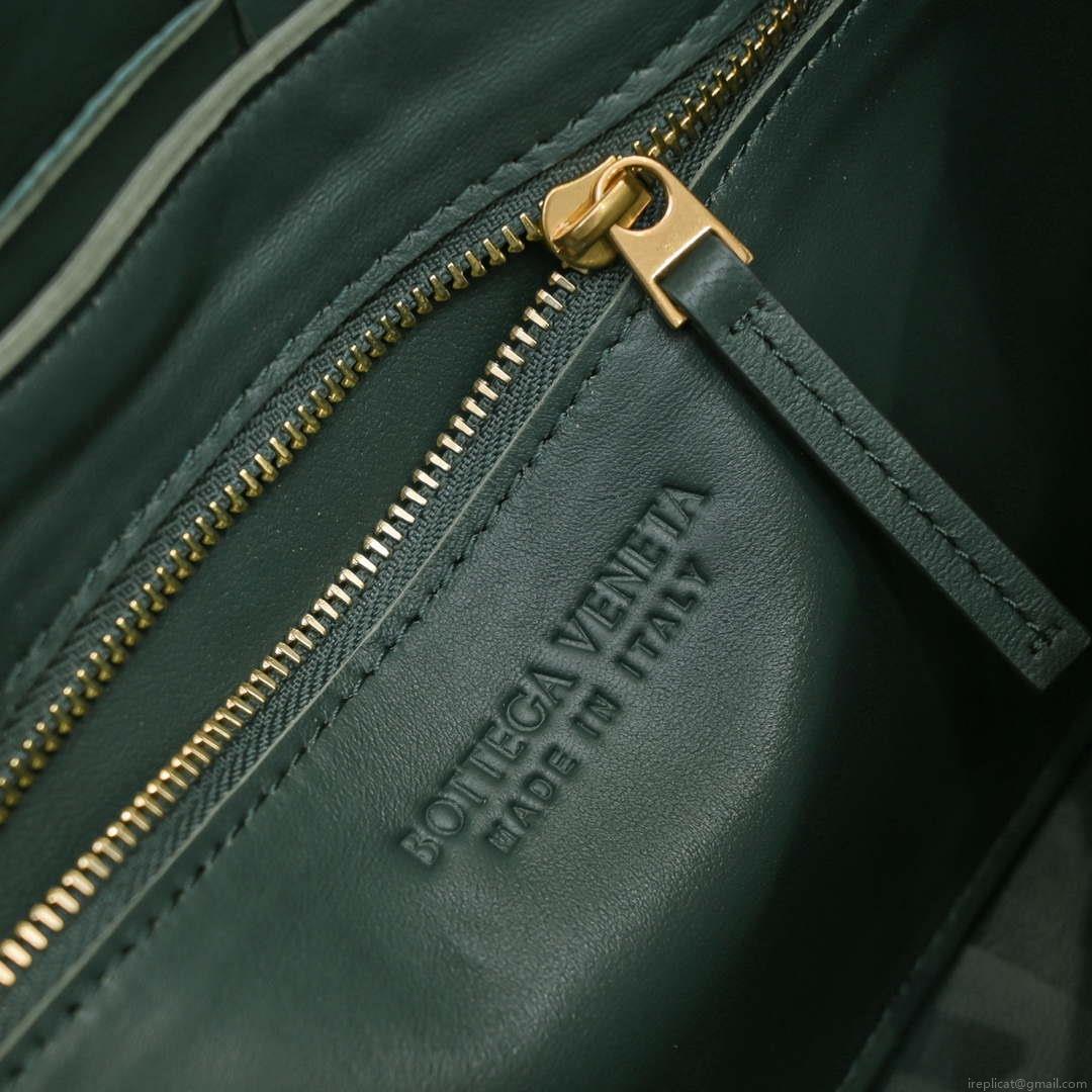 Bottega Veneta BV 666870 Cassette Intreccio grained leather cross-body bag Dark Green