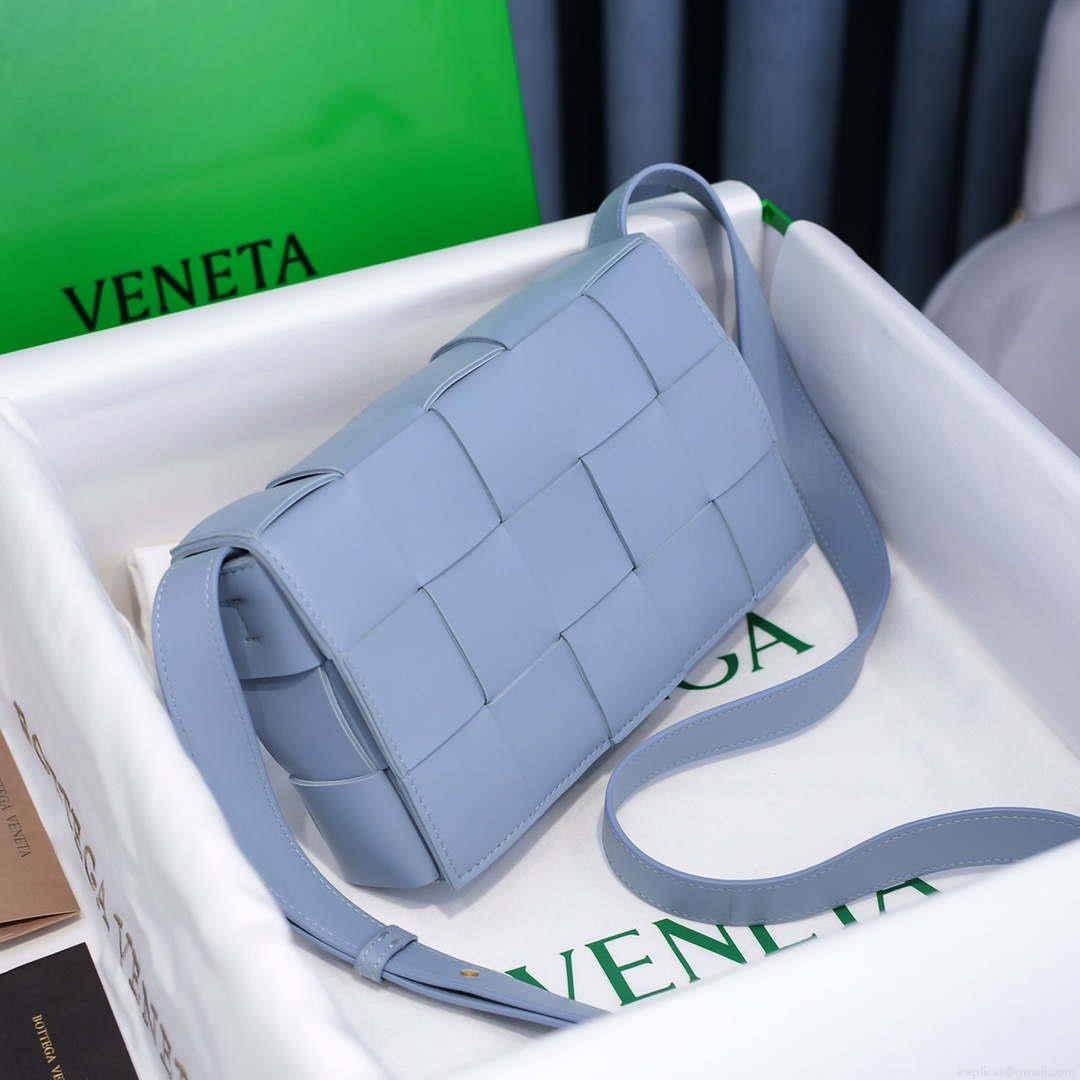 Bottega Veneta BV 578004 Cassette Cross-body bag soft lambskin leather BV89902