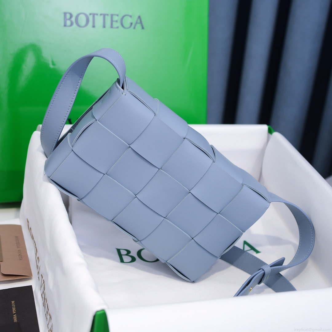Bottega Veneta BV 578004 Cassette Cross-body bag soft lambskin leather BV89902