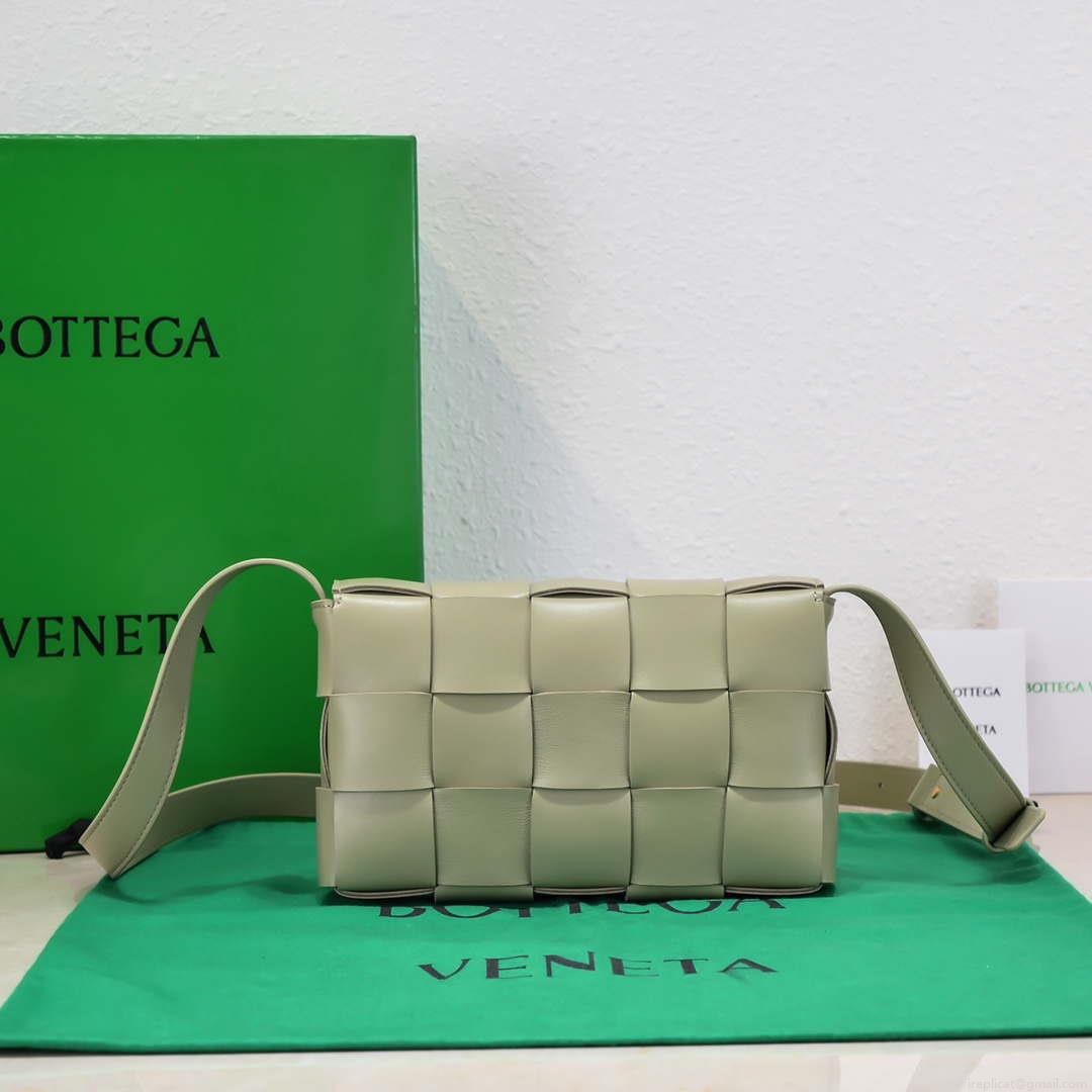 Bottega Veneta BV 578004 Cassette Cross-body bag soft lambskin leather BV89906