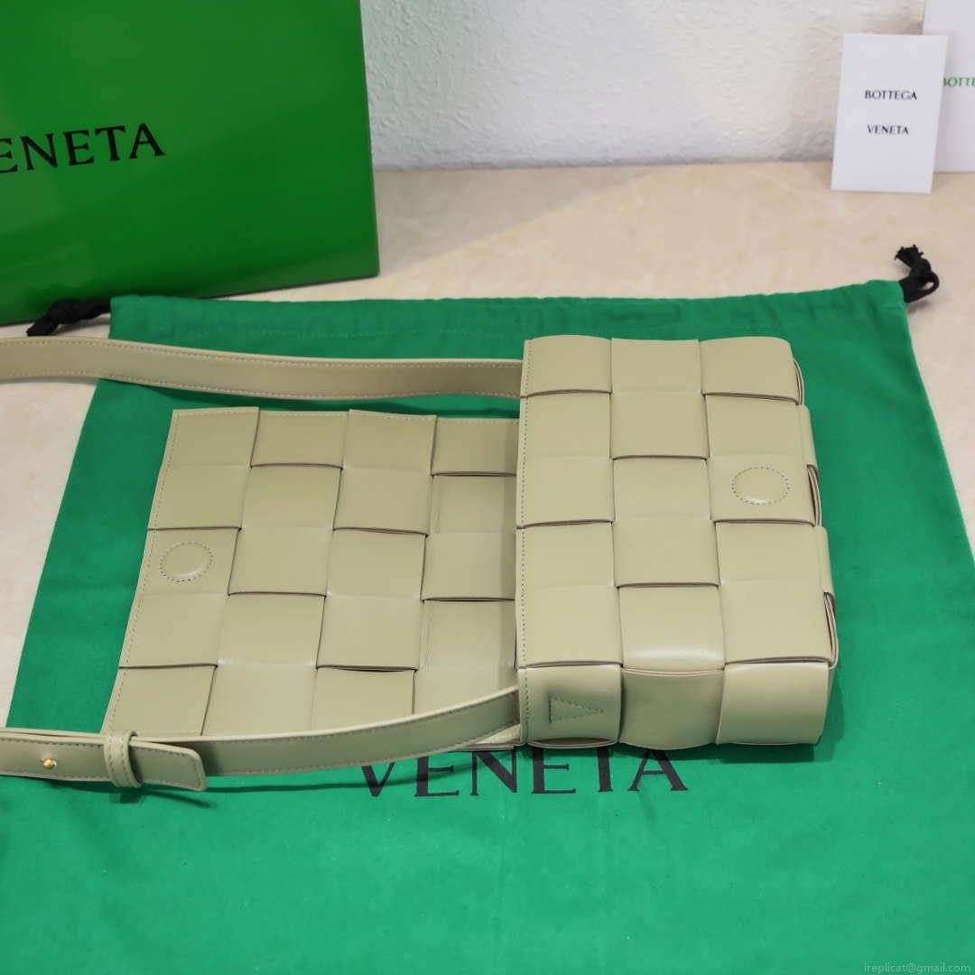 Bottega Veneta BV 578004 Cassette Cross-body bag soft lambskin leather BV89906