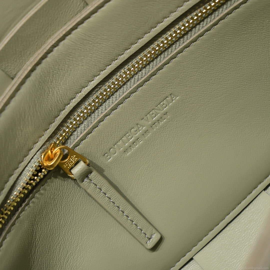 Bottega Veneta BV 578004 Cassette Cross-body bag soft lambskin leather BV89906