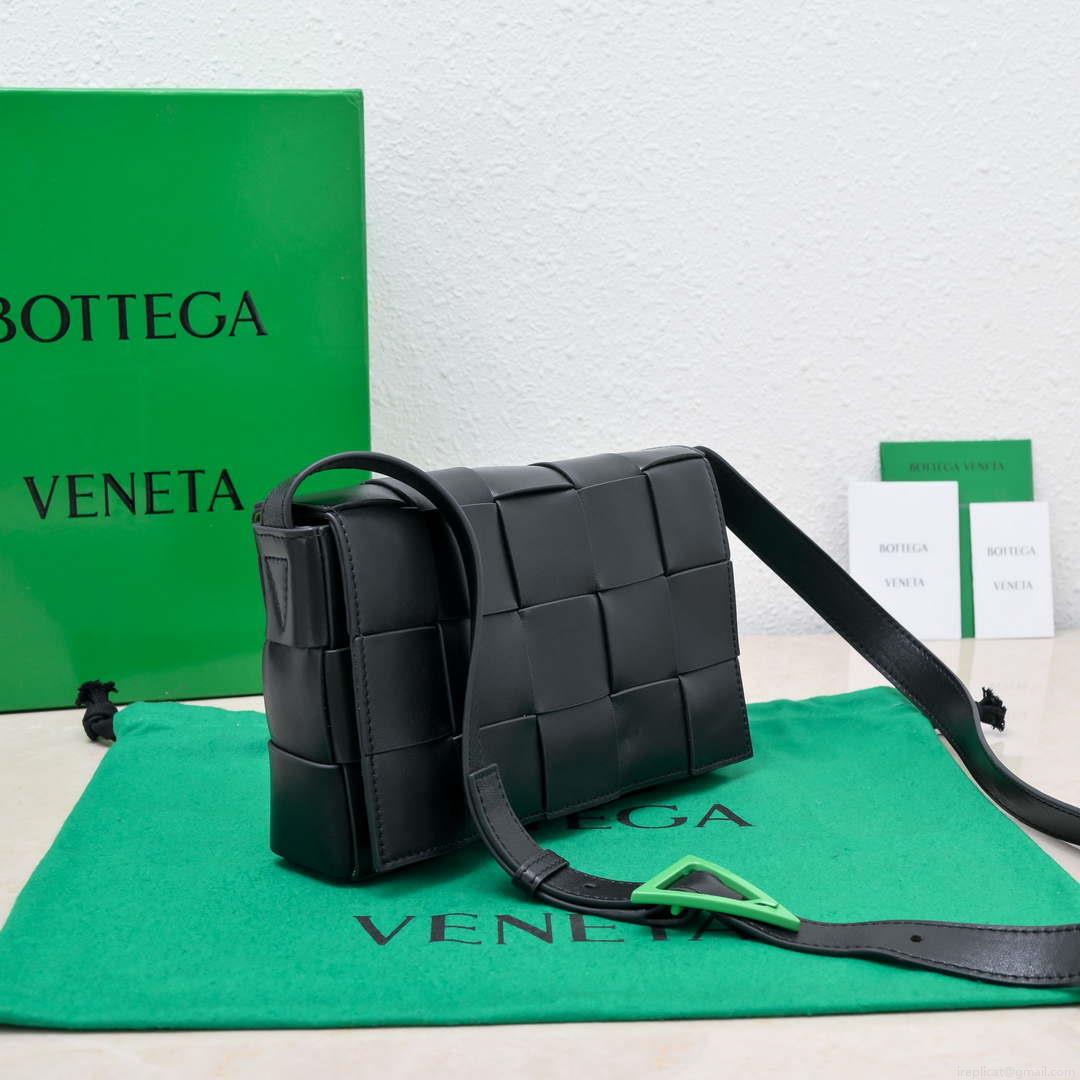 Bottega Veneta BV 578004 Cassette Cross-body bag soft lambskin leather BV89907