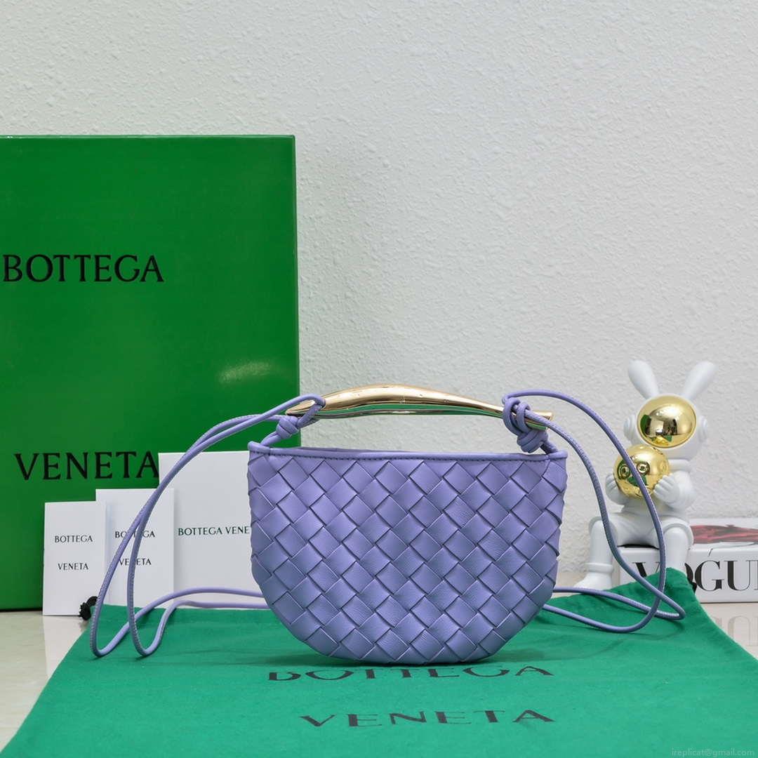 Bottega Veneta BV 744267 Mini Sardine Cross-body bag realised with Intrecciato Purple