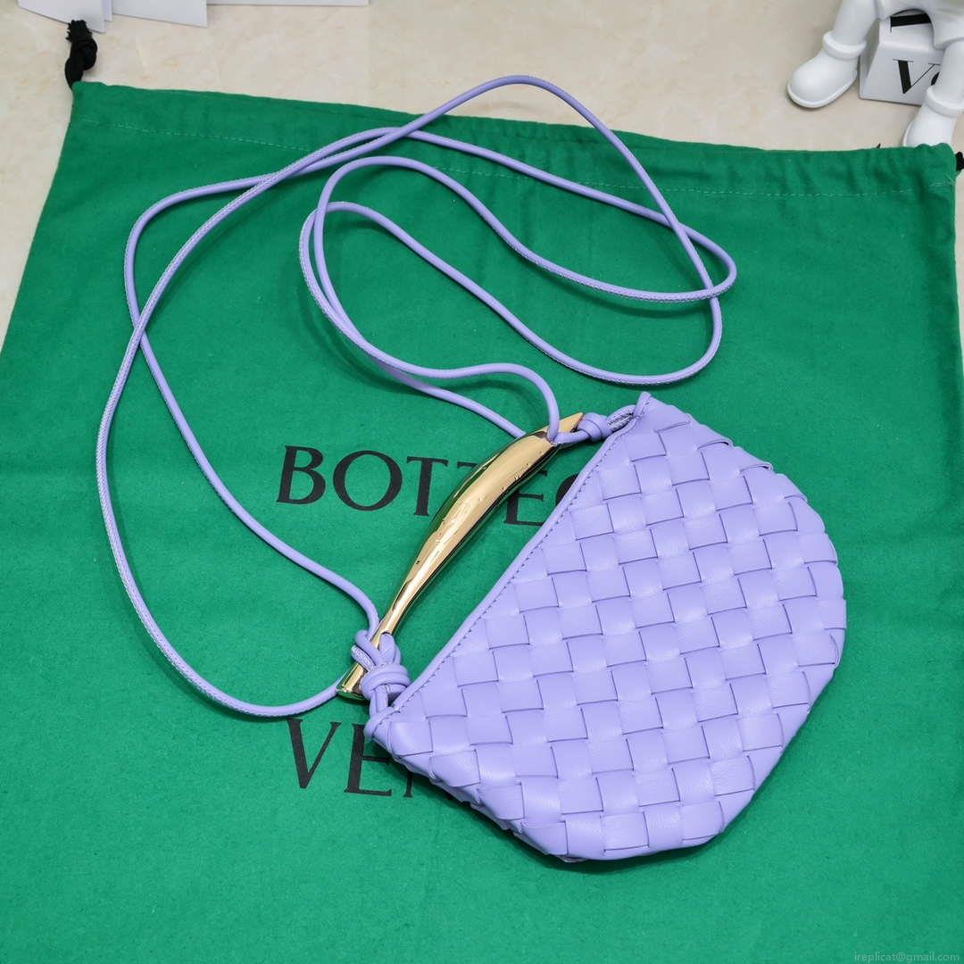 Bottega Veneta BV 744267 Mini Sardine Cross-body bag realised with Intrecciato Purple