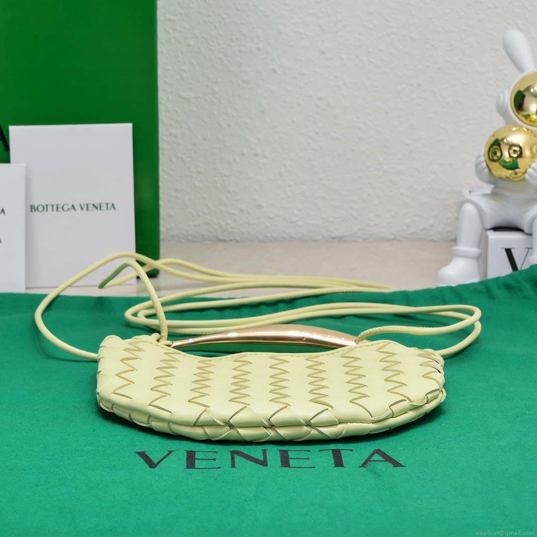 Bottega Veneta BV 744267 Mini Sardine Cross-body bag realised with Intrecciato Yellow
