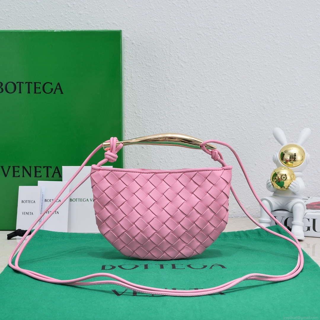 Bottega Veneta BV 744267 Mini Sardine Cross-body bag realised with Intrecciato Pink