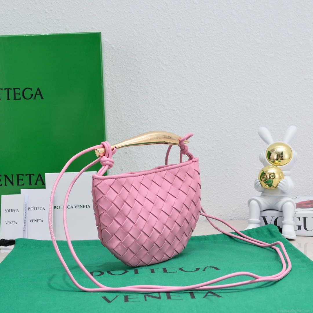 Bottega Veneta BV 744267 Mini Sardine Cross-body bag realised with Intrecciato Pink