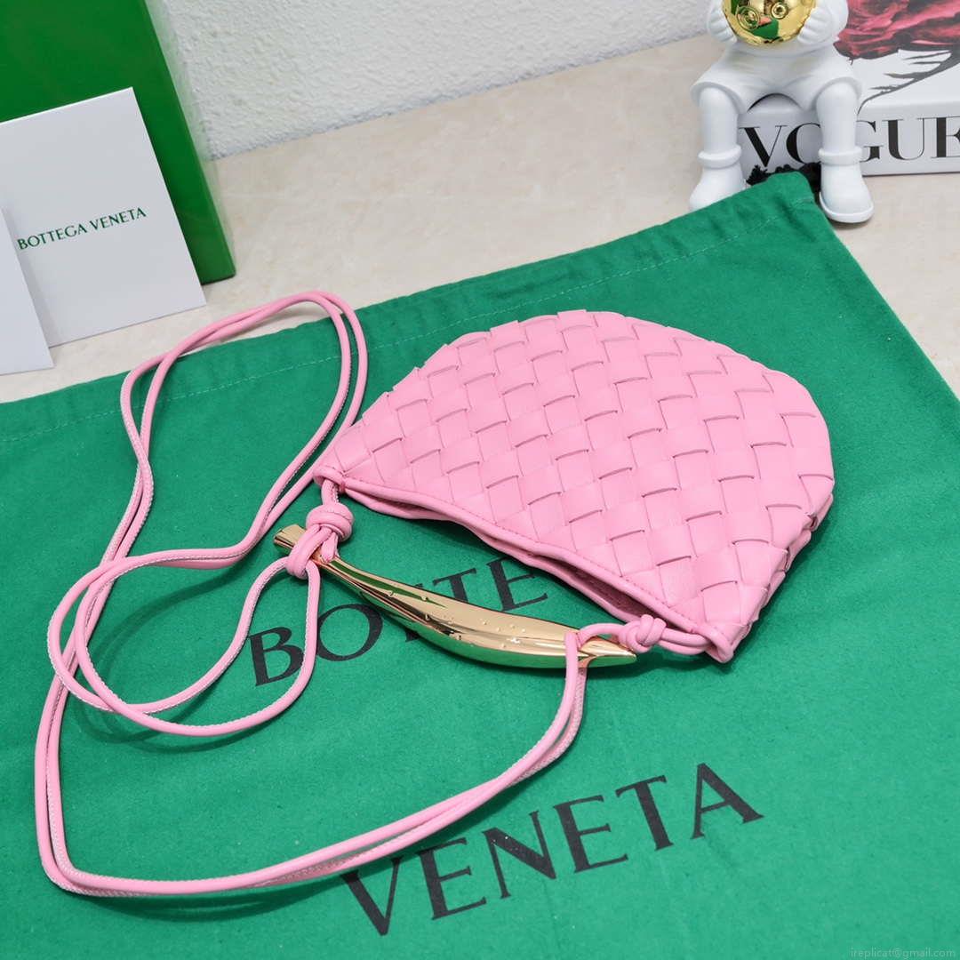 Bottega Veneta BV 744267 Mini Sardine Cross-body bag realised with Intrecciato Pink