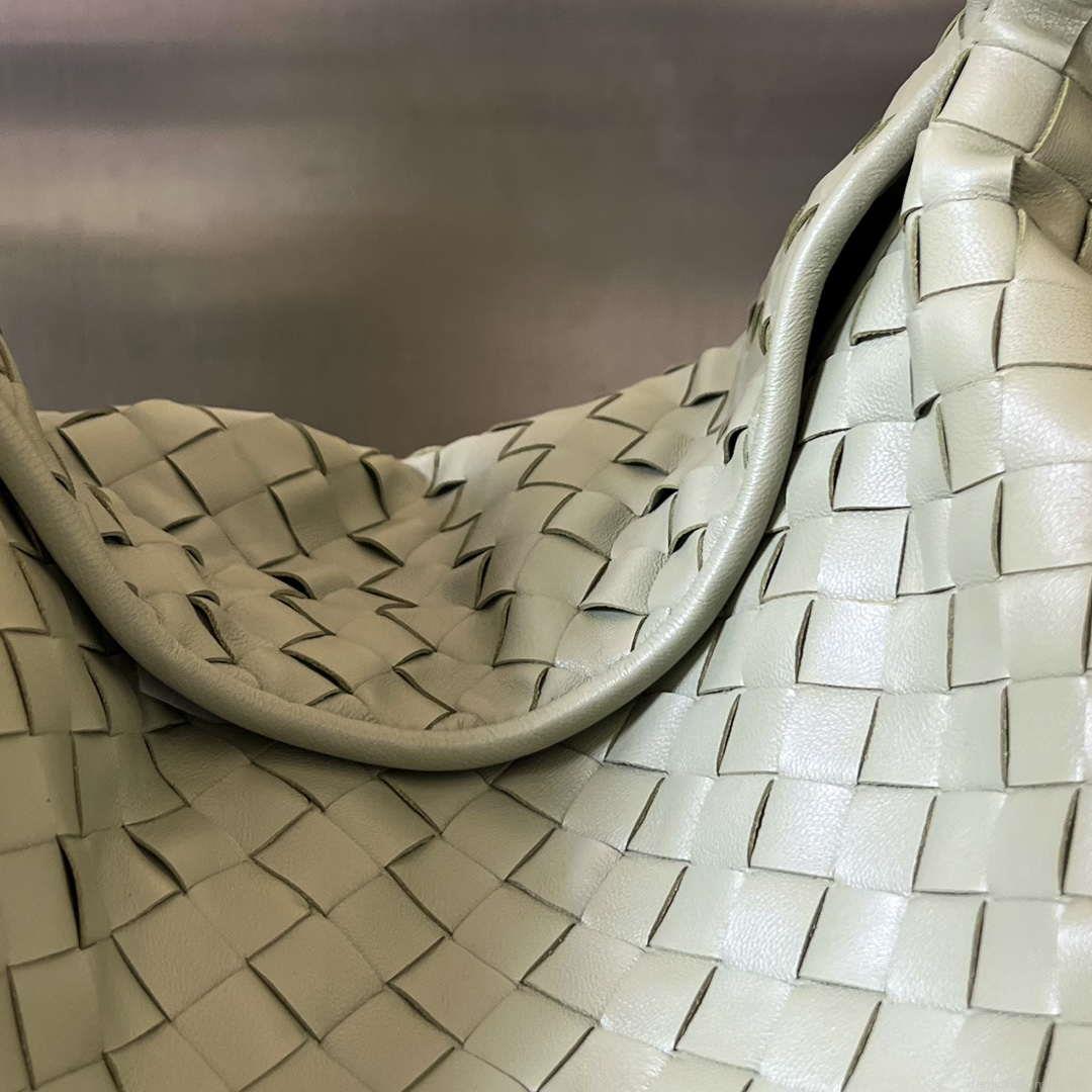 Bottega Veneta BV 763970 Large Hop Fondant Bag Green grass