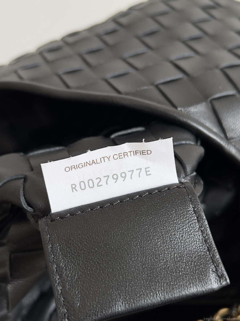 Bottega Veneta BV 776768 Sardine With Chain Black