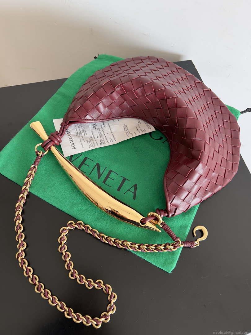 Bottega Veneta BV 776768 Sardine With Chain Red