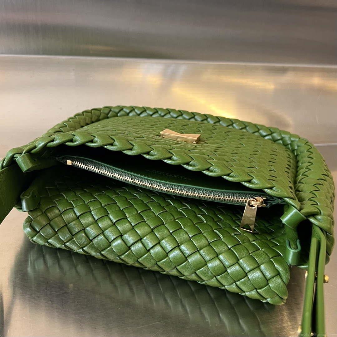 Bottega Veneta BV 709418 Small Cobble Shoulder Bag Green