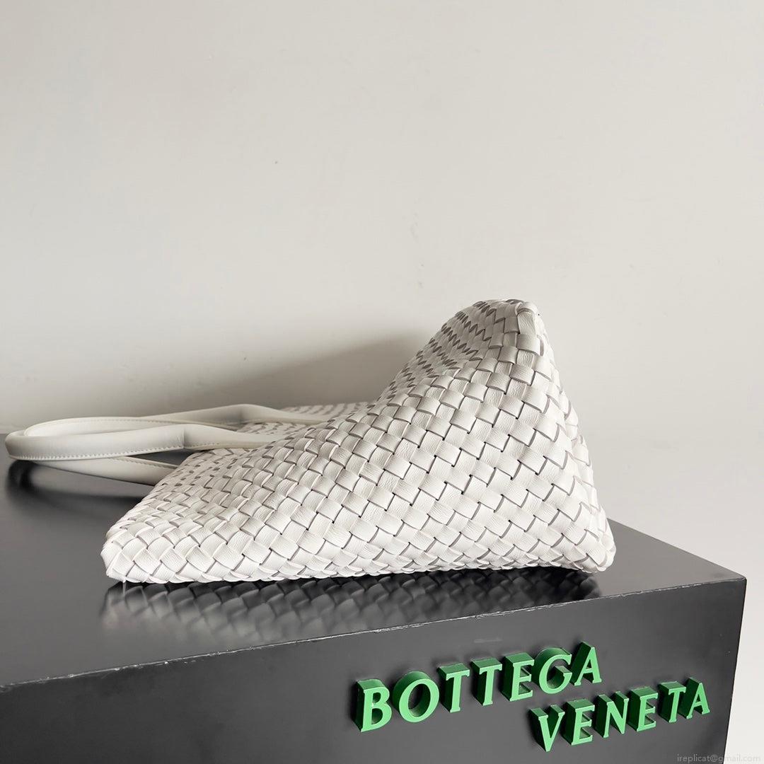 Bottega Veneta BV 608811 Large Cabat Bag Bv0010