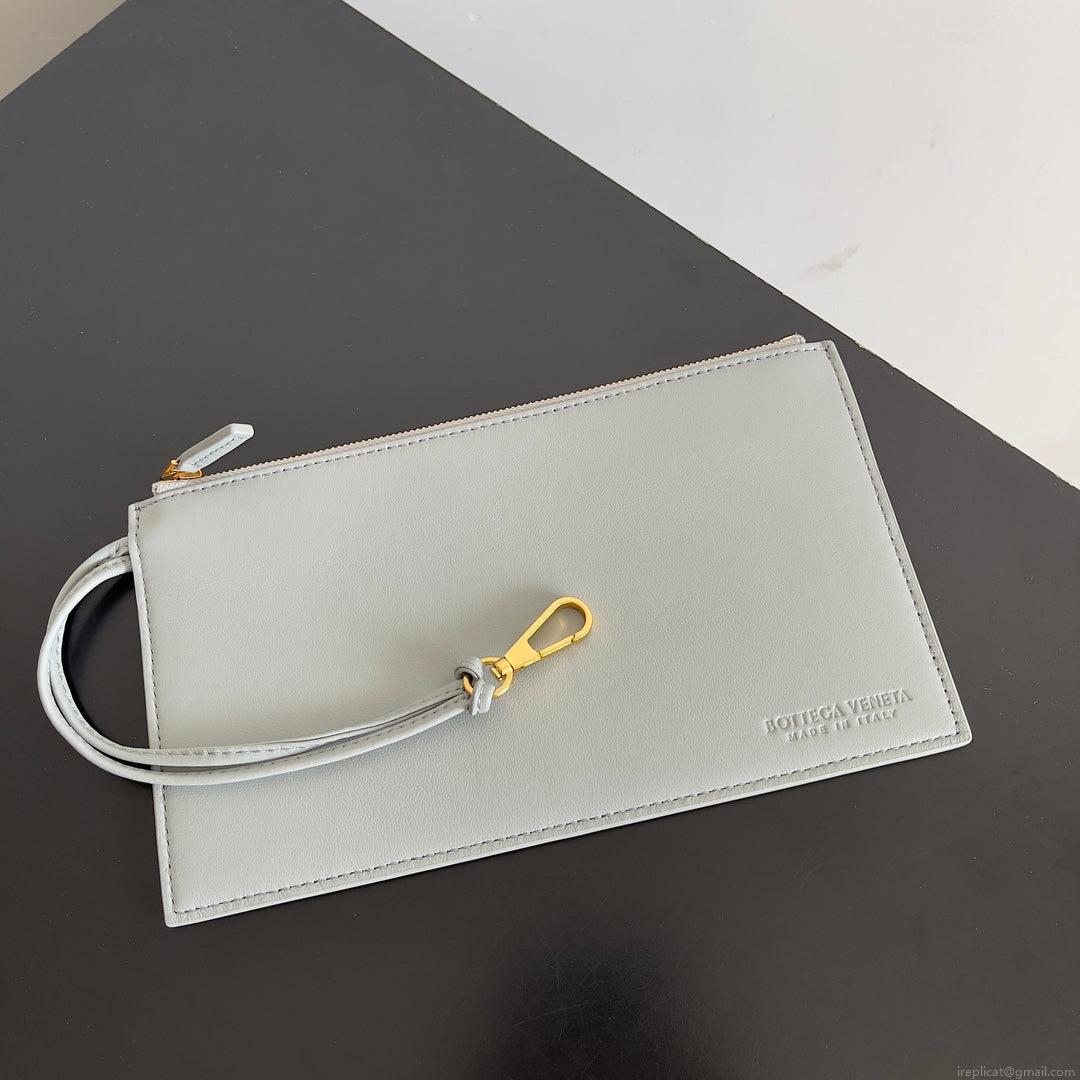 Bottega Veneta BV 608811 Large Cabat Bag Bv0011