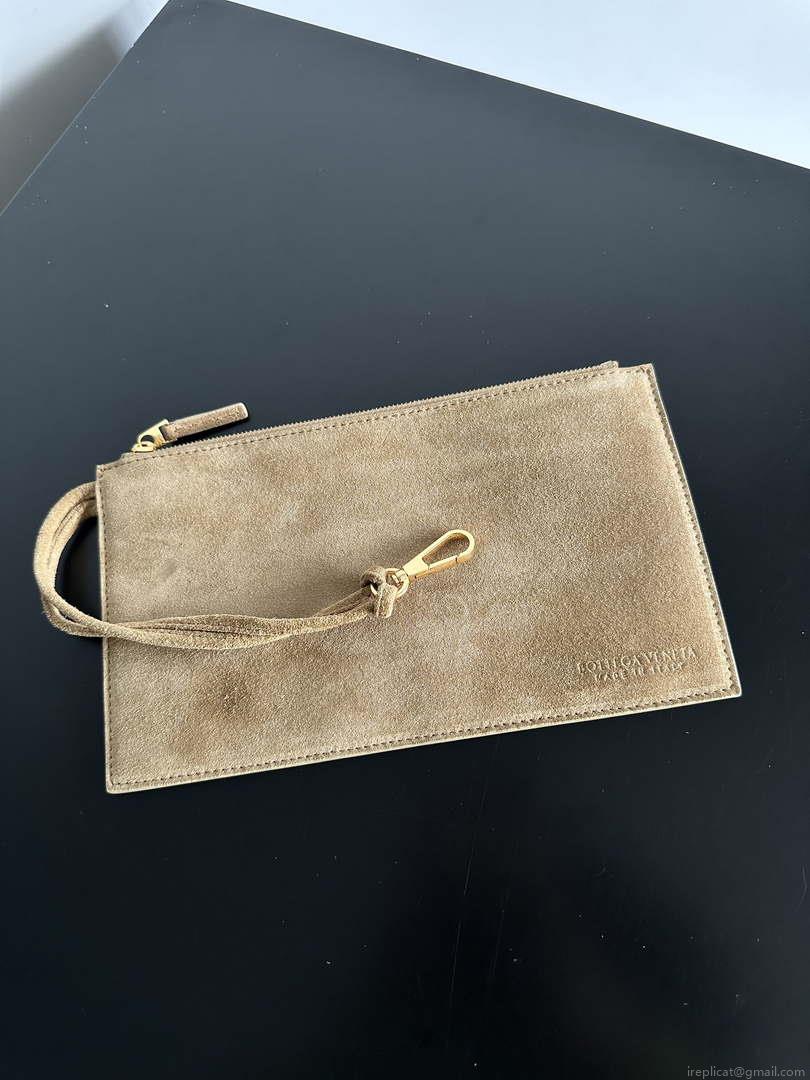 Bottega Veneta BV 608811 Large Cabat Bag Bv0014