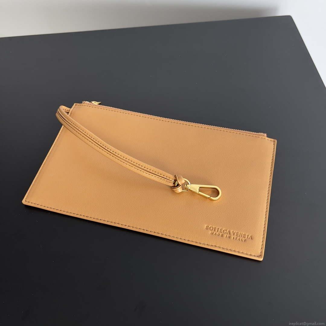 Bottega Veneta BV 608811 Large Cabat Bag Bv0029