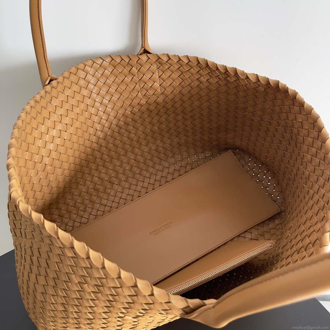 Bottega Veneta BV 608811 Large Cabat Bag Bv0029