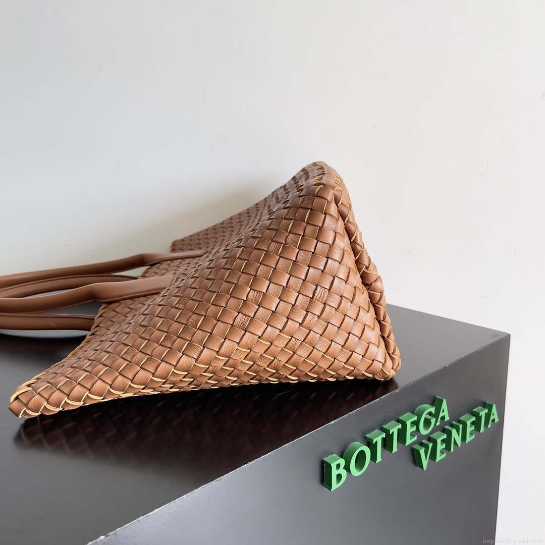 Bottega Veneta BV 608811 Large Cabat Bag Bv0032