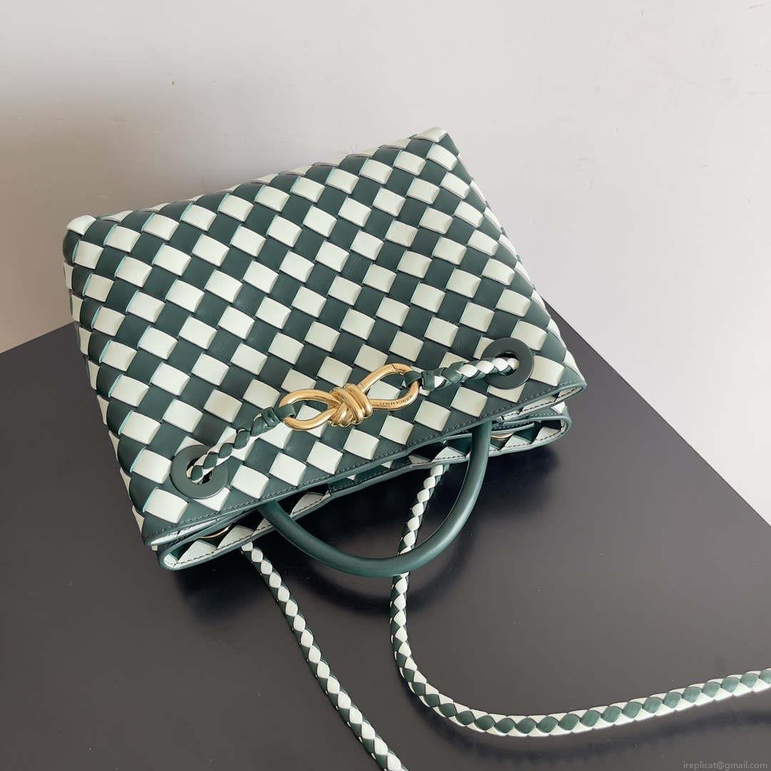 Bottega Veneta BV 779152 Small Andiamo green & White
