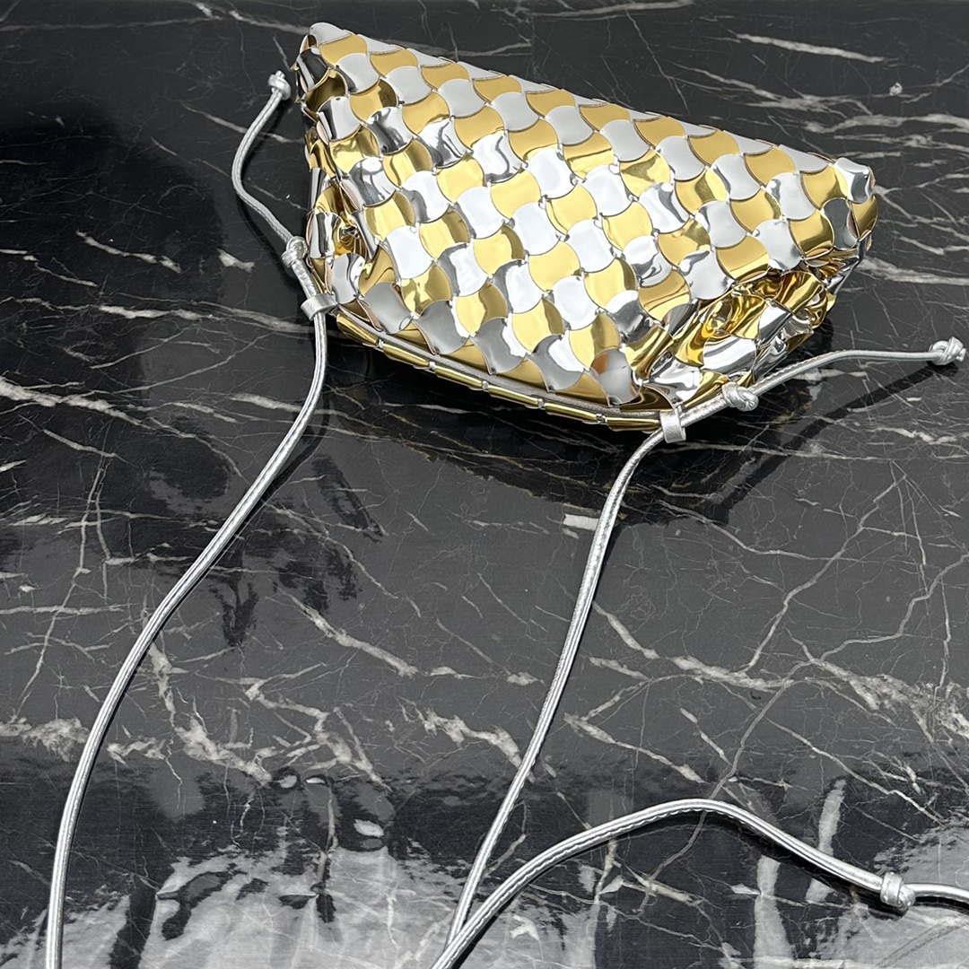 Bottega Veneta BV 585852 Mini Pouch Silver gold Bag
