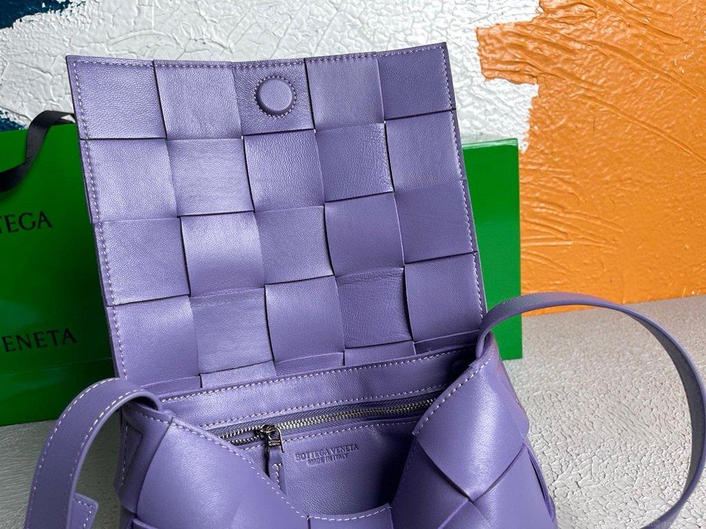 Bottega Veneta BV 578004 Cassette Cross-body Bag 58890 Purple