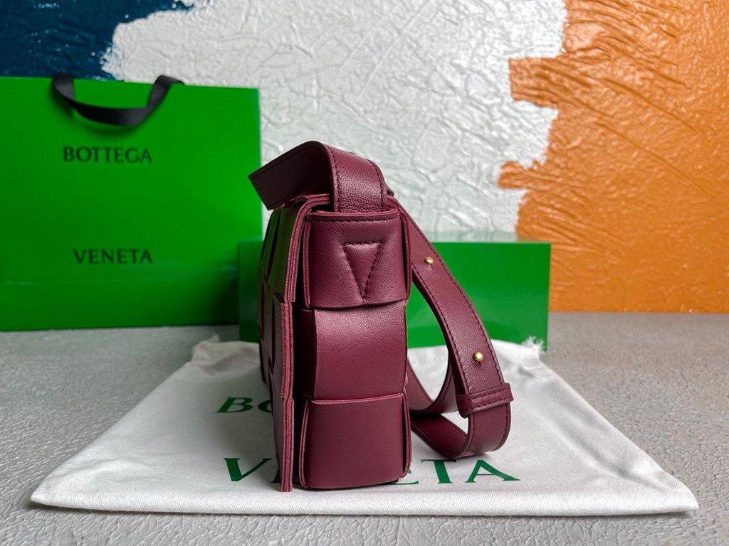 Bottega Veneta BV 578004 Cassette Cross-body Bag 58890 Wine Red
