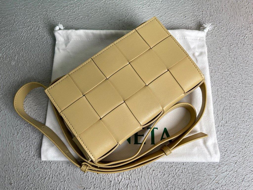 Bottega Veneta BV 578004 Cassette Cross-body Bag 58890 Apricot