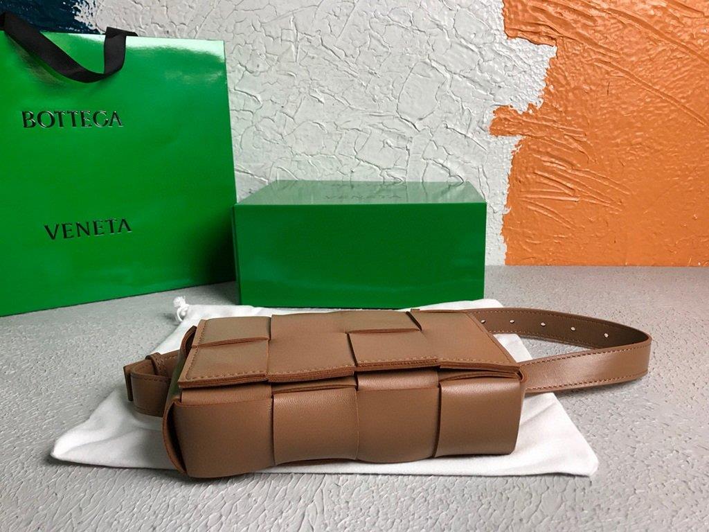 Bottega Veneta BV 639367 Belt-Cassette 55869 Bag Tan