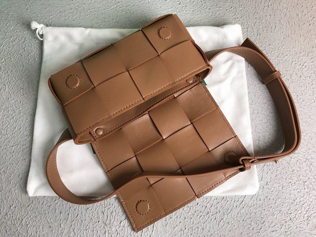 Bottega Veneta BV 639367 Belt-Cassette 55869 Bag Tan