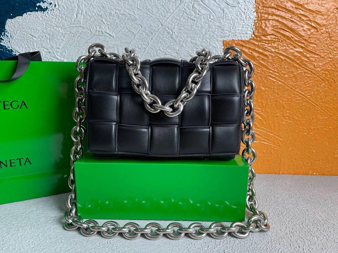Bottega Veneta BV 20206 Chain Cassette 631421 Black Silver