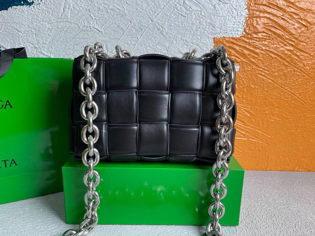 Bottega Veneta BV 20206 Chain Cassette 631421 Black Silver