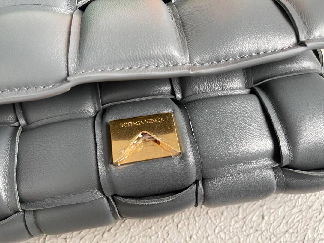 Bottega Veneta BV 20206 Chain Cassette 631421 Dark Grey Gold