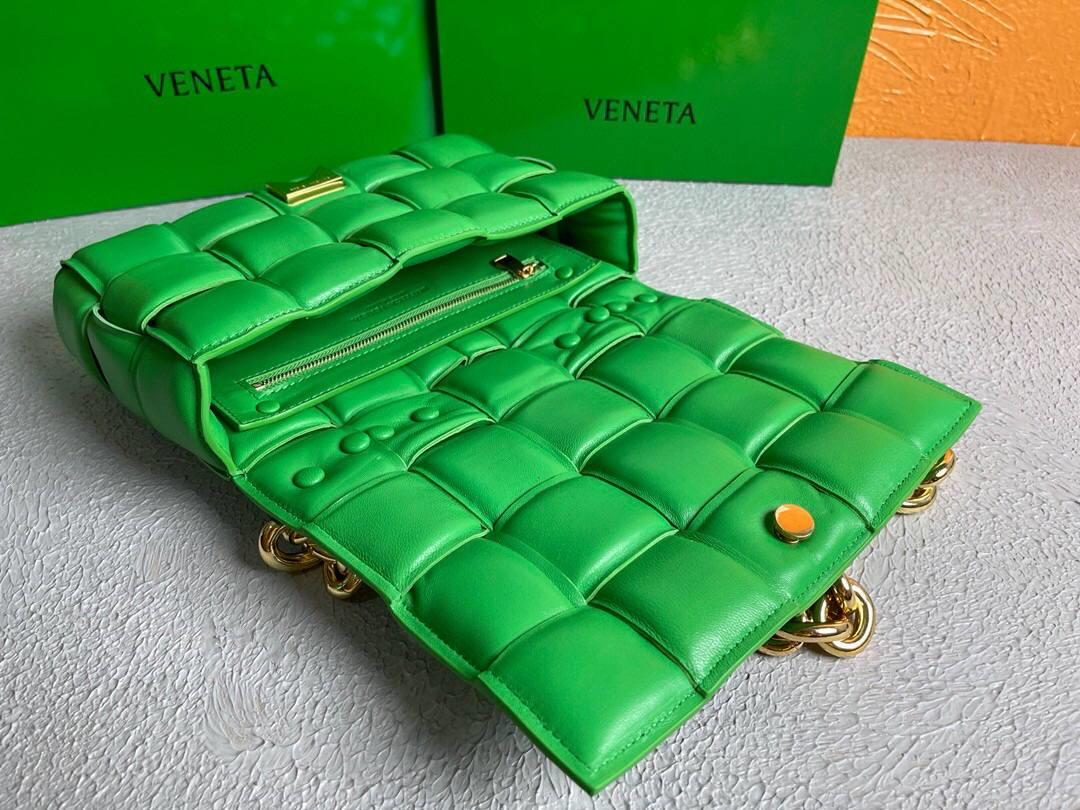 Bottega Veneta BV 20206 Chain Cassette 631421 Grass Green Gold