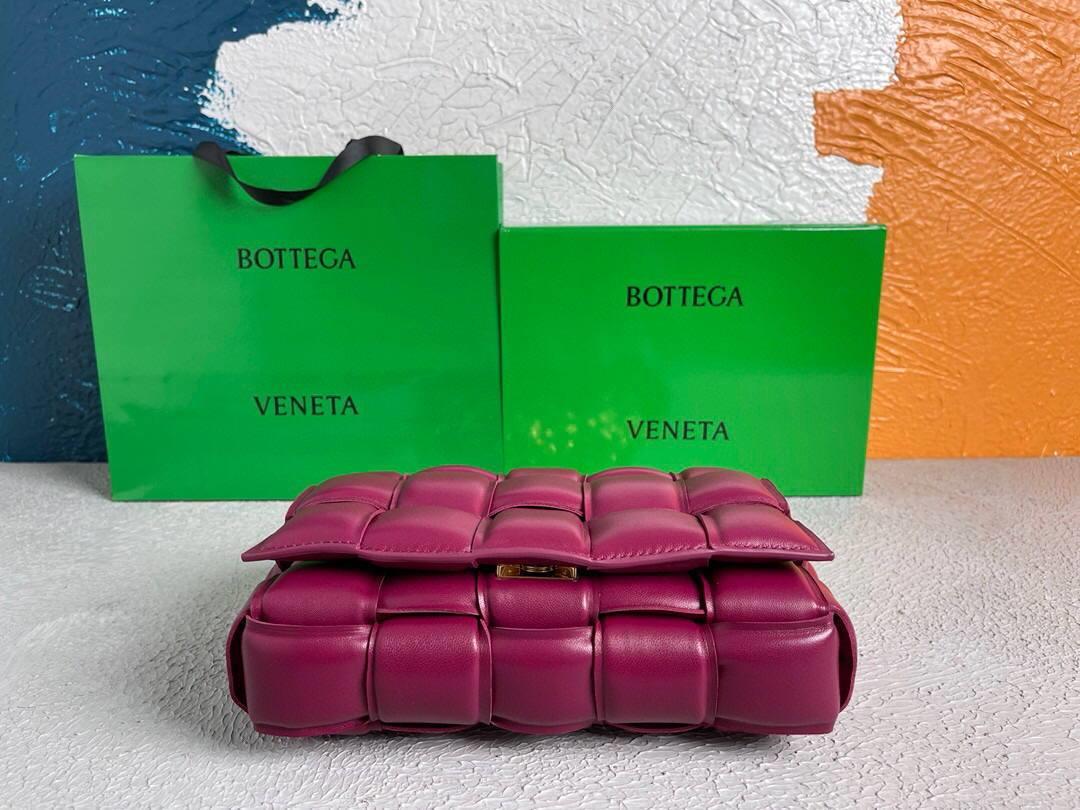 Bottega Veneta BV 20206 Chain Cassette 631421 Wine Red Gold
