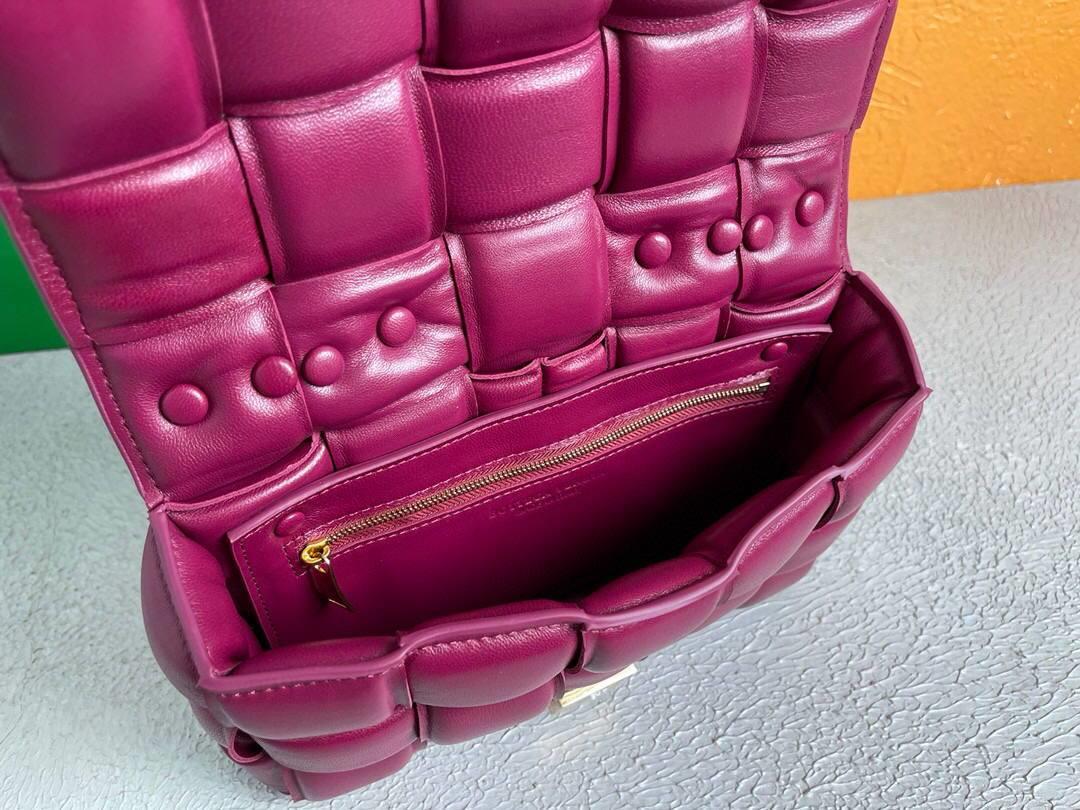 Bottega Veneta BV 20206 Chain Cassette 631421 Wine Red Gold