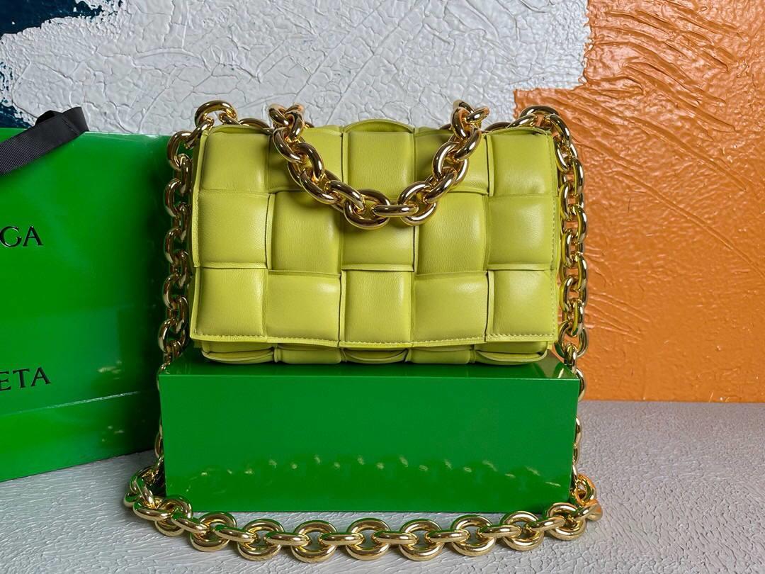 Bottega Veneta BV 20206 Chain Cassette 631421 Yellow Gold