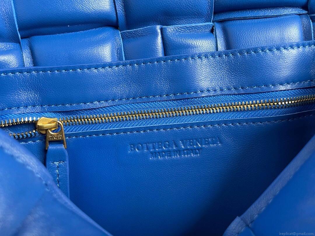 Bottega Veneta BV 20206 Padded Cassette 591970 Blue Gold