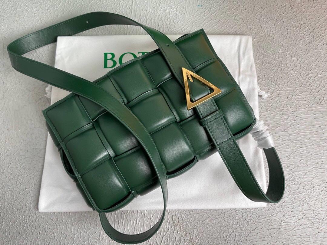 Bottega Veneta BV 20206 Padded Cassette 591970 Dark Green Gold