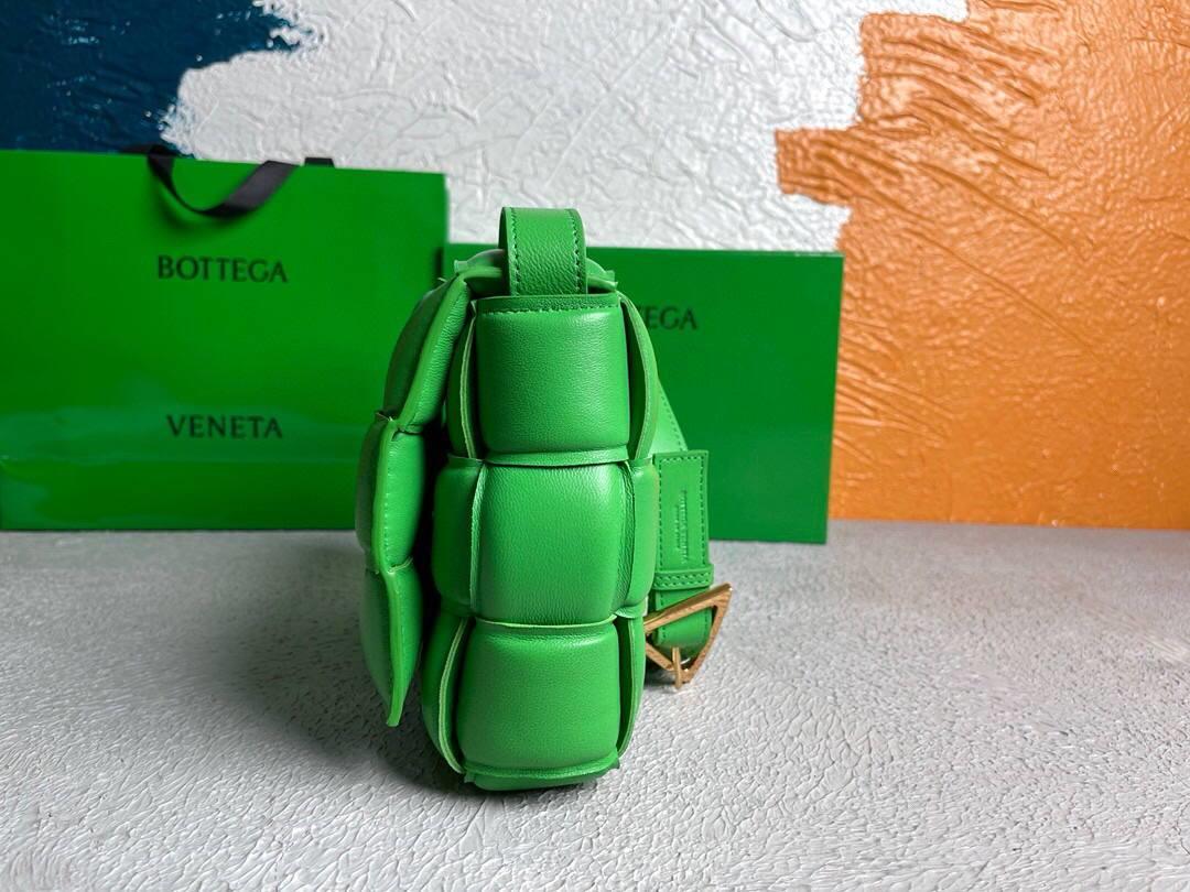 Bottega Veneta BV 20206 Padded Cassette 591970 Light Green Gold