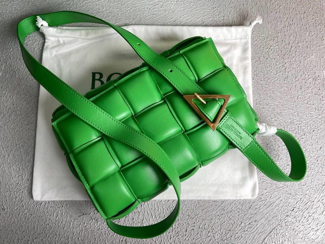 Bottega Veneta BV 20206 Padded Cassette 591970 Light Green Gold