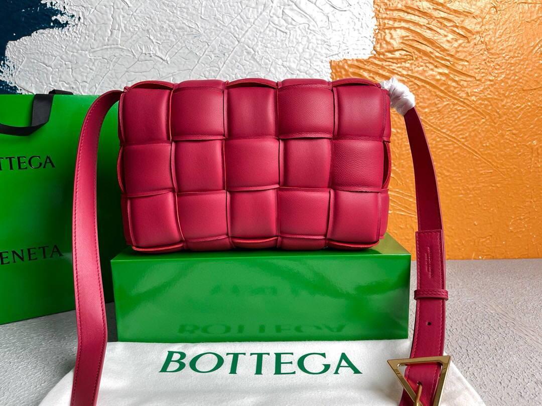Bottega Veneta BV 20206 Padded Cassette 591970 Red