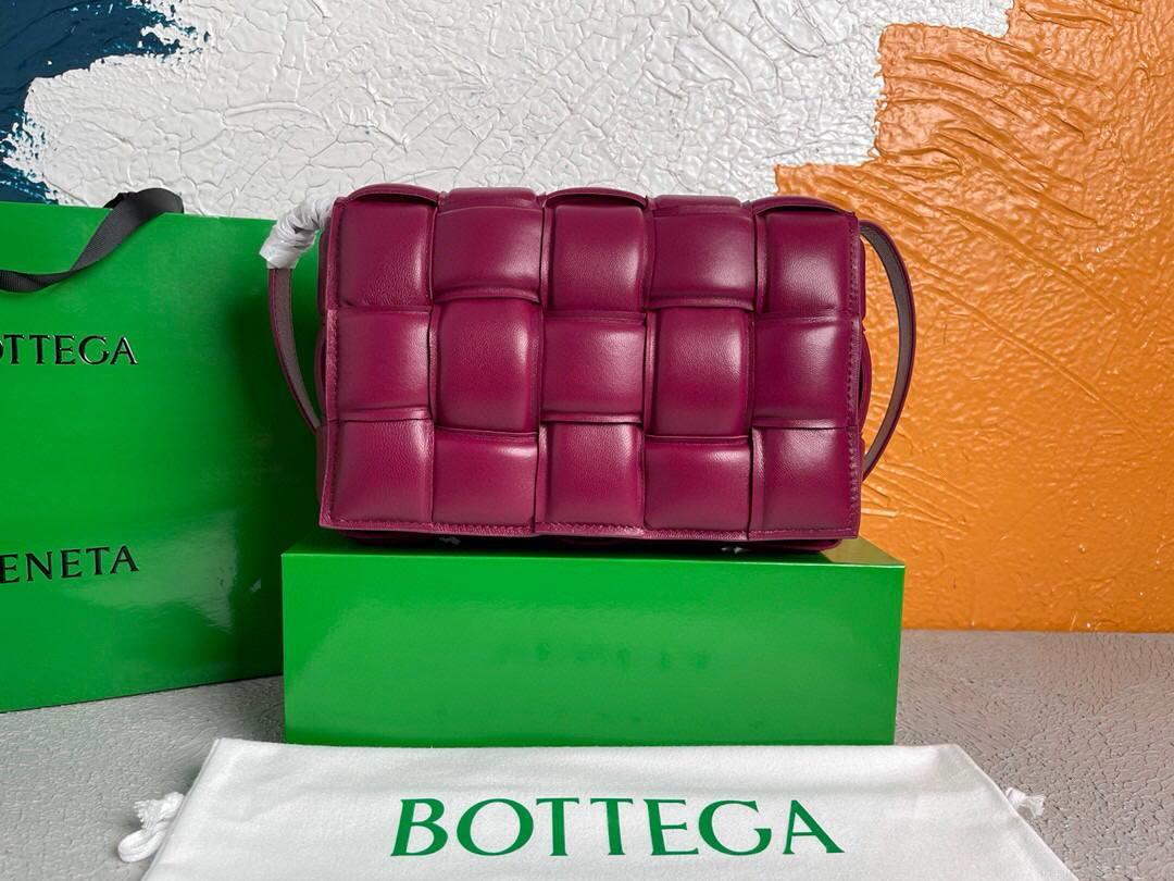 Bottega Veneta BV 20206 Padded Cassette 591970 Wine Red Gold