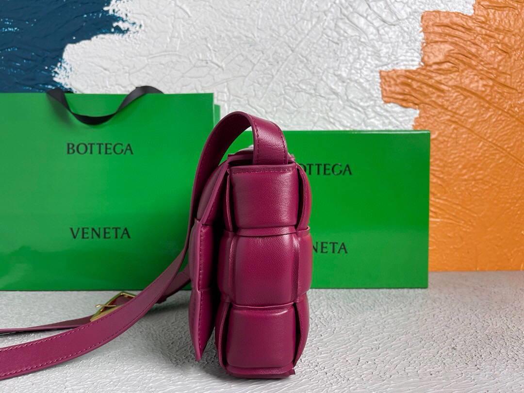 Bottega Veneta BV 20206 Padded Cassette 591970 Wine Red Gold